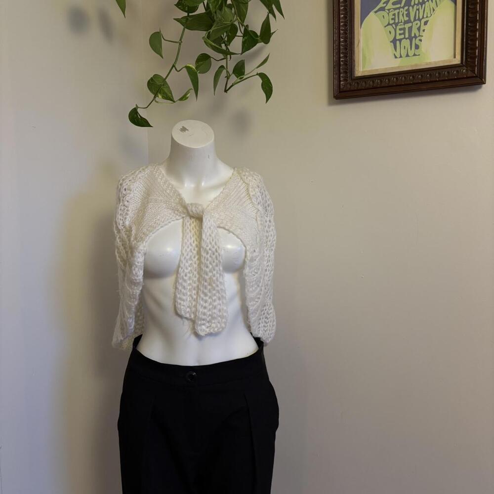 Vintage Ivory Knit Shawl / Cropped Tie Cardigan
